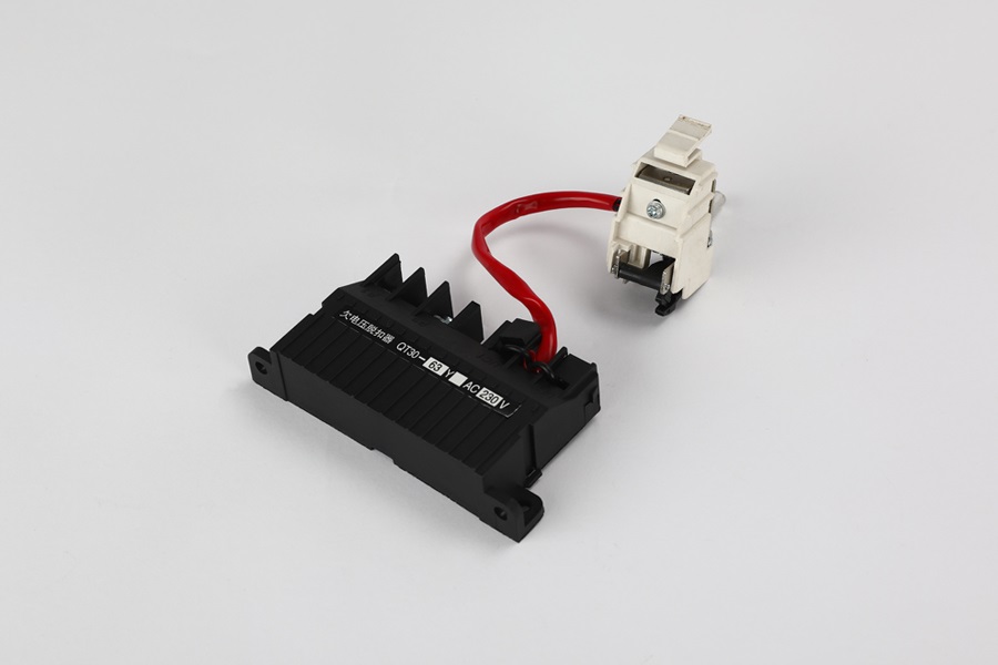 NF系列欠電壓脫扣器